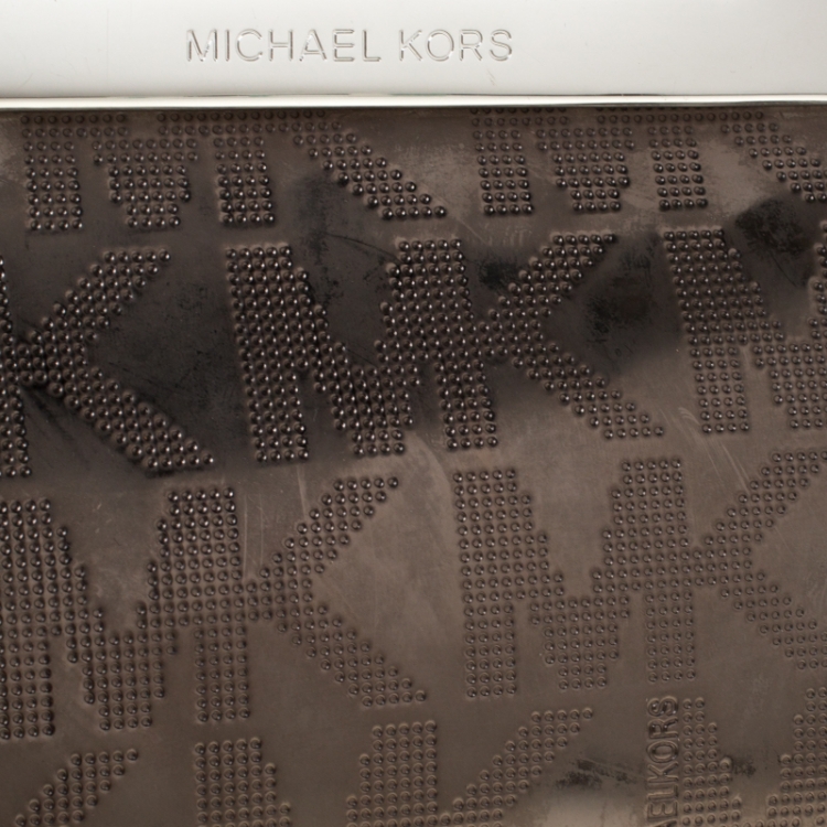 Pre Owned Michael Michael Kors Metallic Patent Leather Berkley Clutch