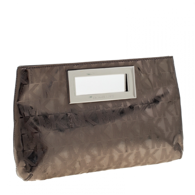 Pre Owned Michael Michael Kors Metallic Patent Leather Berkley Clutch