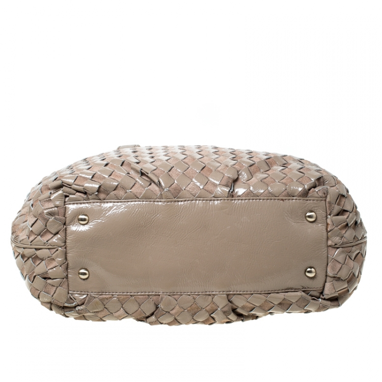 Pre Owned Michael Kors Beige Suede and Patent Leather Woven Tote