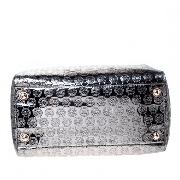 Pre Owned Michael Michael Kors Metallic Silver Mirror Signature Leather Large Grayson Satchel 