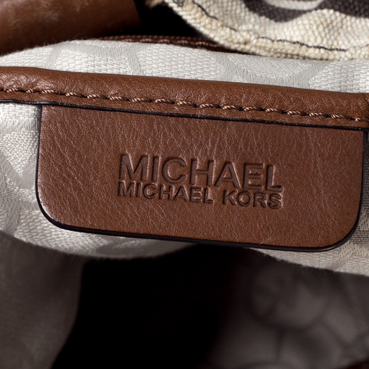 مملوكة مسبقًا MICHAEL Michael Kors Beige Tiger Print Canvas Marina Drawstring Hobo 