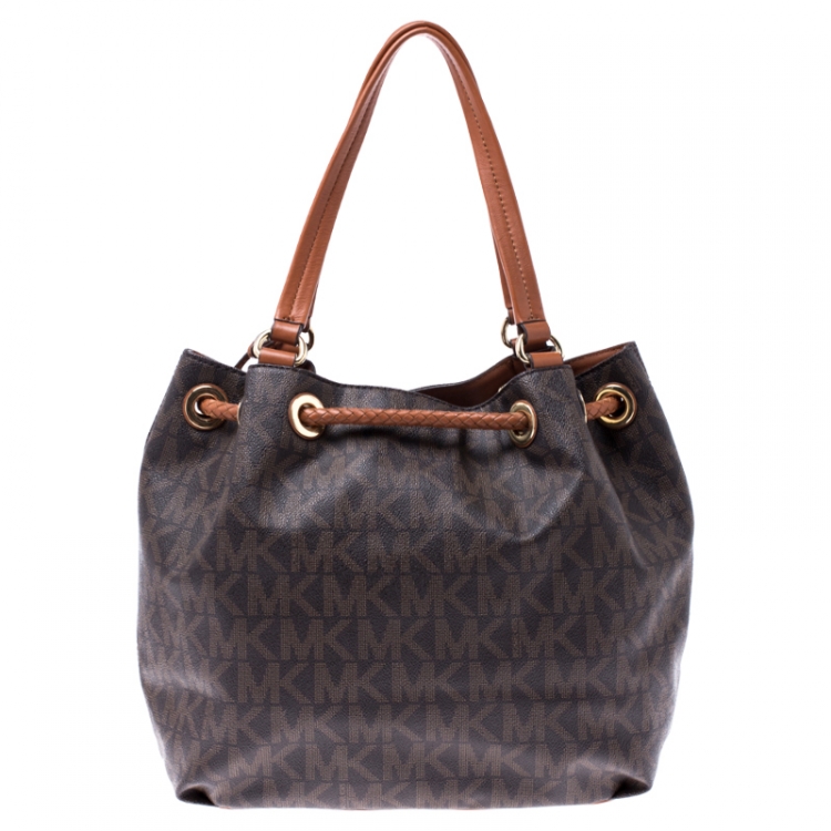 Pre Owned MICHAEL Michael Kors Brown Signature Coated Canvas Drawstring Shoulder Bag