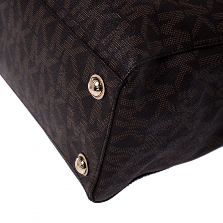 Pre Owned Michael Michael Kors Brown Signature Coated Canvas Jet Set Travel Tote