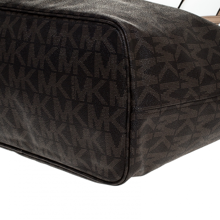 Pre Owned Michael Kors Brown Signature Coated Canvas Jet Set Tote
