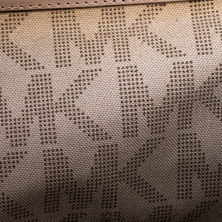 Pre Owned Michael Kors Brown Signature Coated Canvas Jet Set Tote
