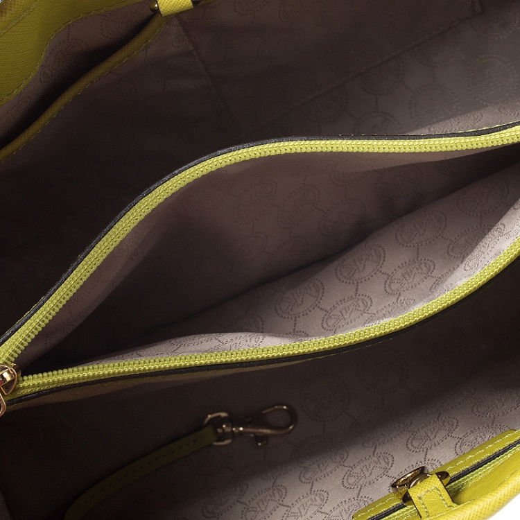 Pre Owned MICHAEL Michael Kors Neon Green Saffiano Leather Small Jet Set Travel Tote