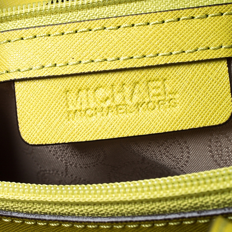 Pre Owned MICHAEL Michael Kors Neon Green Saffiano Leather Small Jet Set Travel Tote