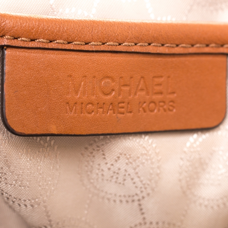 Pre Owned Michael Michael Kors Brown Signature Leather Jet Set Chain Hobo