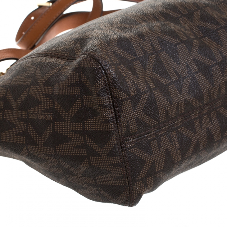Pre Owned Michael Michael Kors Brown Signature Leather Jet Set Chain Hobo