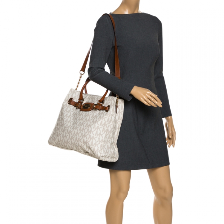 Pre Owned Michael Michael Kors Cream/Brown Coated Canvas and Leather East West Hamilton Tote