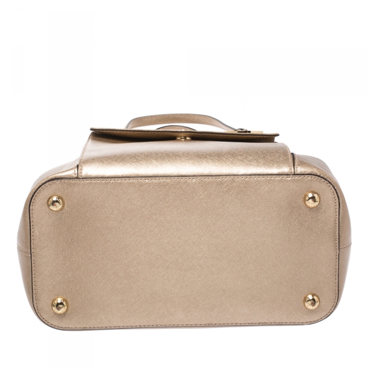 مملوكة مسبقًا Michael Kors Metallic Gold Leather Jet Set Pocket Tote