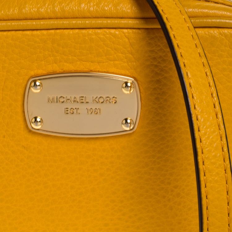 Pre Owned Michael Michael Kors Yellow Leather Ginny Camera Crossbody Bag