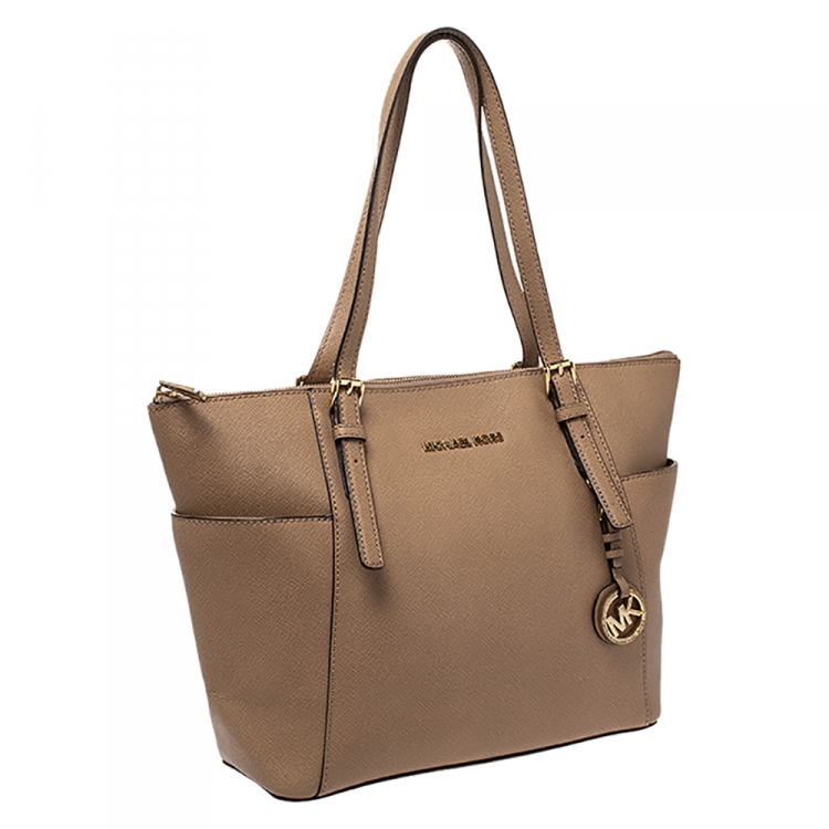 Pre Owned MICHAEL Michael Kors Beige Leather Top Zip Jet Set Tote