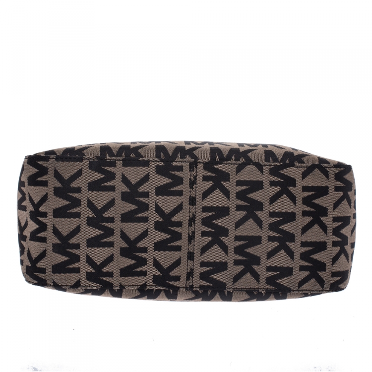 Pre Owned MICHAEL Michael Kors Beige/Black Signature Canvas and Leather Shoulder Bag
