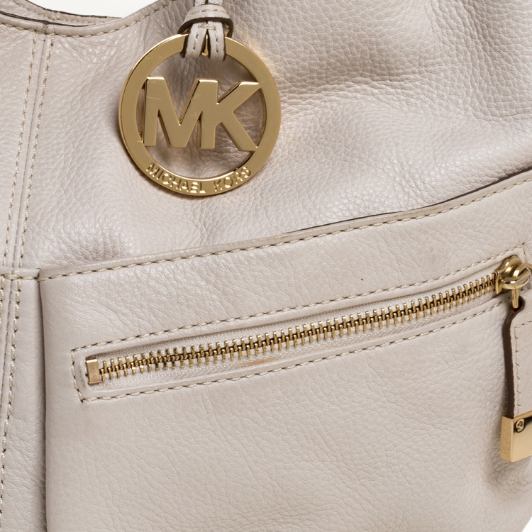 Pre Owned MICHAEL Michael Kors Ivory Leather Double Pocket Zip Hobo