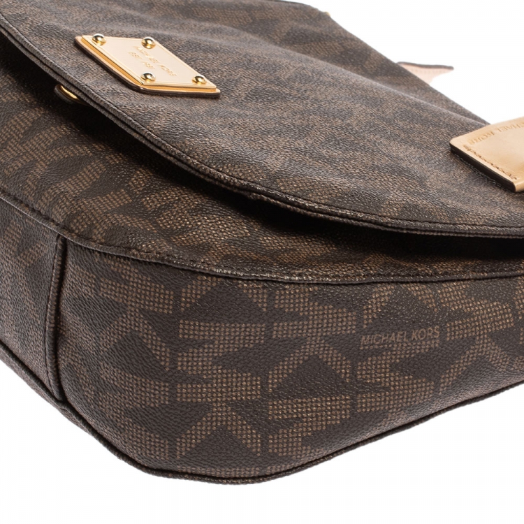 Pre Owned Michael Michael Kors Brown Signature Coated Canvas and Leather Crossbody Bag