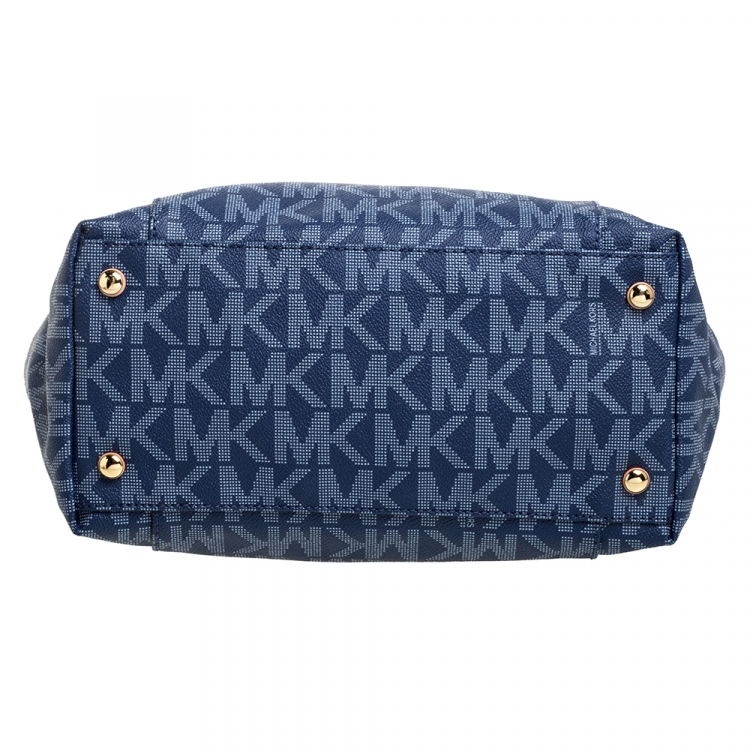 Pre Owned MICHAEL Michael Kors Blue Signature Coated Canvas and Leather Jet Set Tote