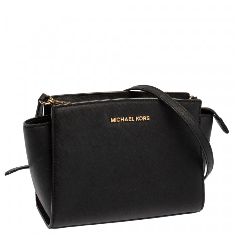 مملوكة مسبقًا MICHAEL Micheal Kors Black Leather Small Selma Crossbody Bag