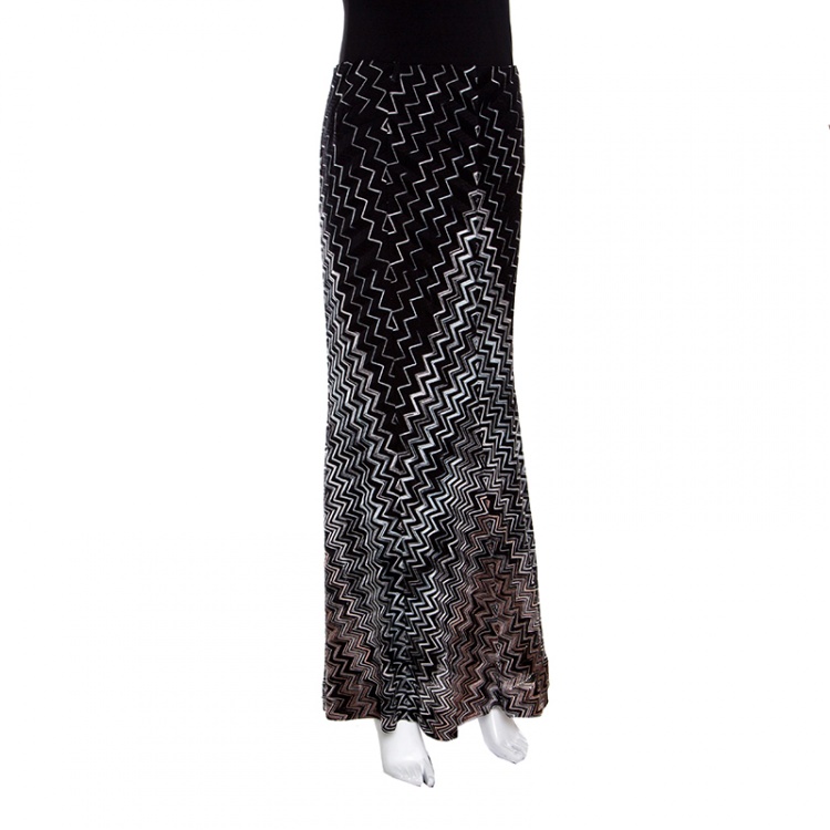 Pre Owned Missoni Black Chevron Pattern Knit Maxi Skirt M