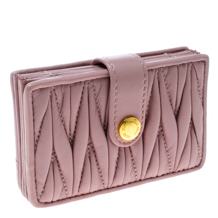 Pre Owned Miu Miu Blush Pink Matelasse Leather Card Holder