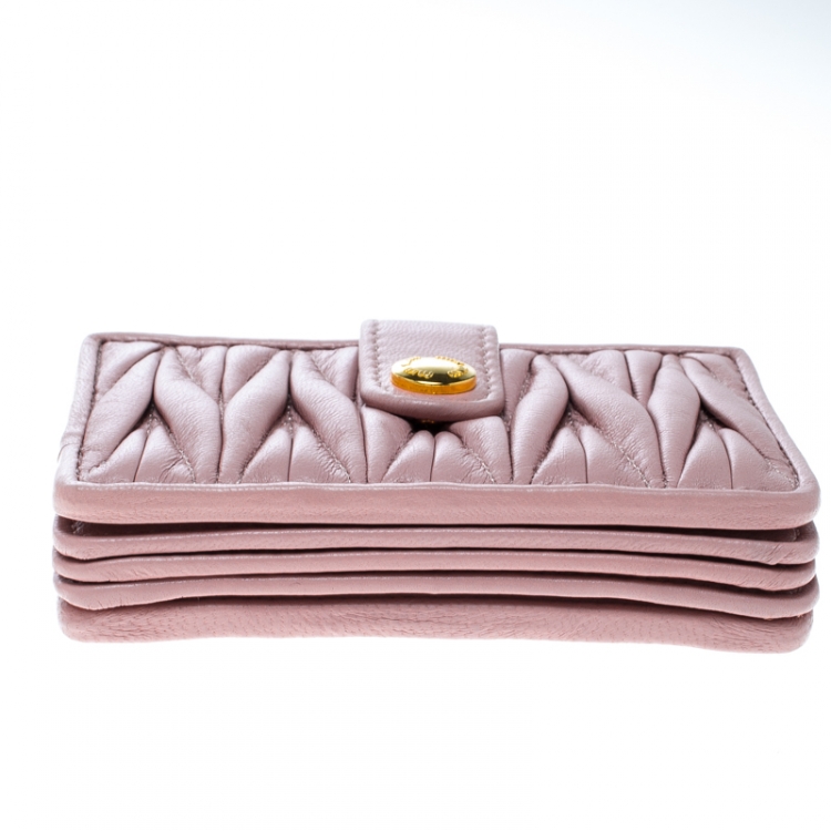 Pre Owned Miu Miu Blush Pink Matelasse Leather Card Holder