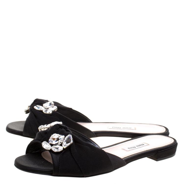 مملوكة مسبقًا Miu Miu Black Jeweled Satin Flat Slides Size 38