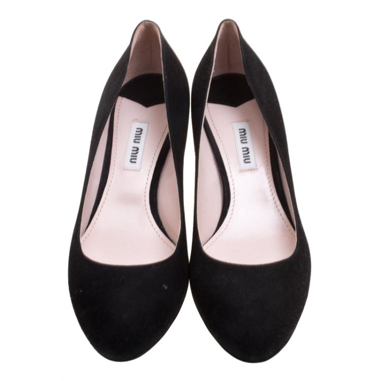 Pre Owned Miu Miu Black Suede Pumps Size 37