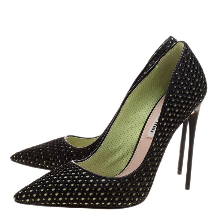 Pre Owned Miu Miu Black Mesh Pointed Toe Pumps Size 37.5