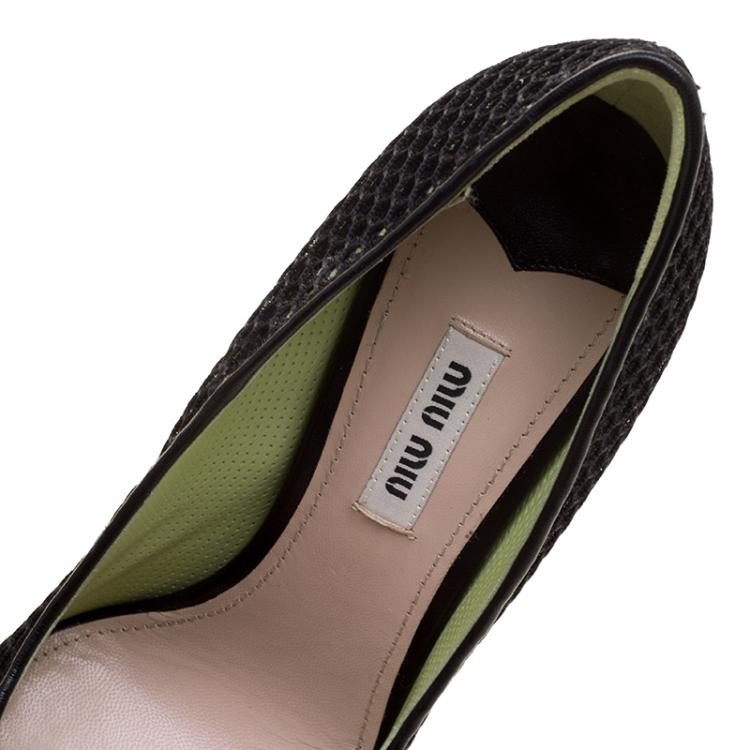 Pre Owned Miu Miu Black Mesh Pointed Toe Pumps Size 37.5