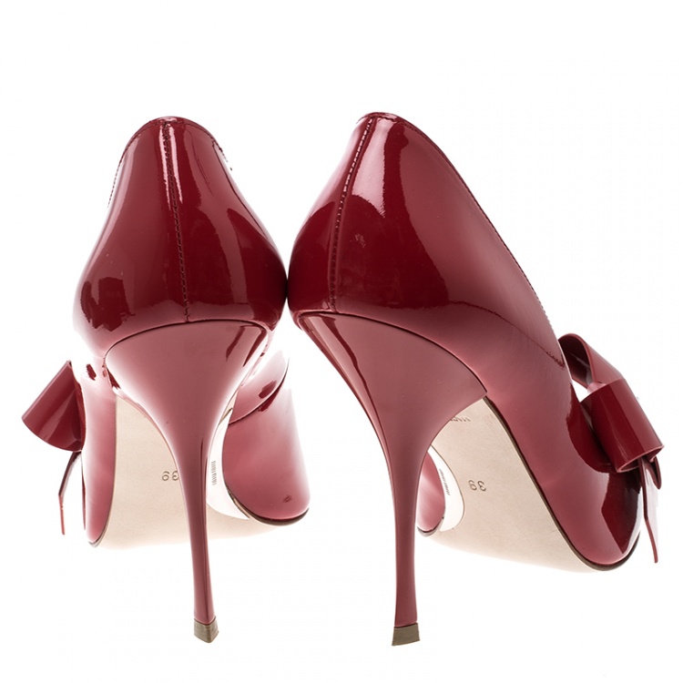 Pre Owned Miu Miu Red Patent Leather Bow Embellished Pointed Toe Pumps Size 39