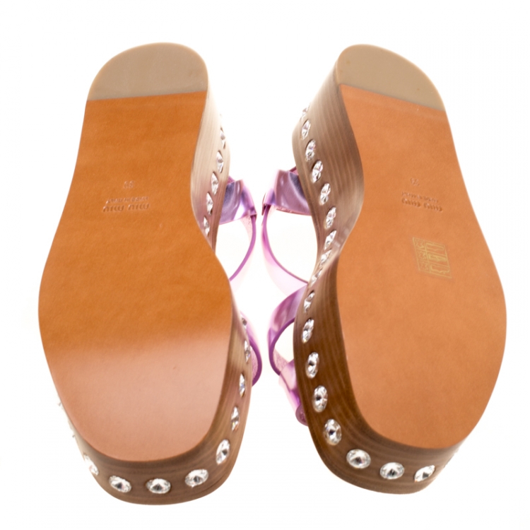 Pre Owned Miu Miu Metallic Purple Leather Crystal Embellished Wooden Platform Ankle Strap Sandals Size 39