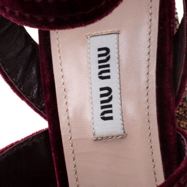 Pre Owned Miu Miu Burgundy Velvet Cross Strap Glitter Platform Ankle Strap Sandals Size 39.5