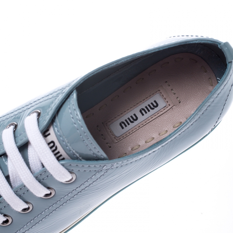 Pre Owned Miu Miu Blue Patent Leather Crystal Embellished Cap Toe Lace Up Sneakers Size 36.5