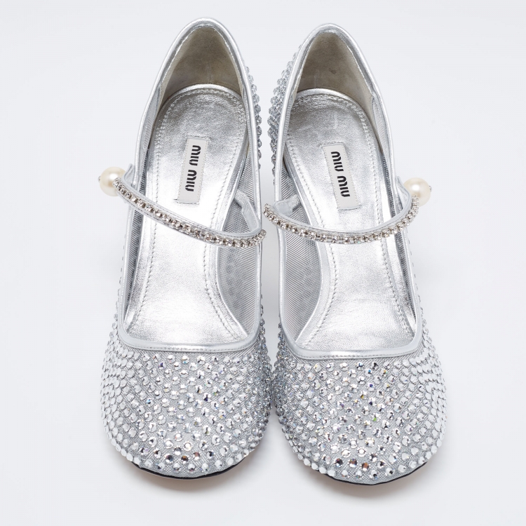 مملوكة مسبقًا Miu Miu Silver Mesh And Leather Embellished Mary Jane Pumps  Size 40