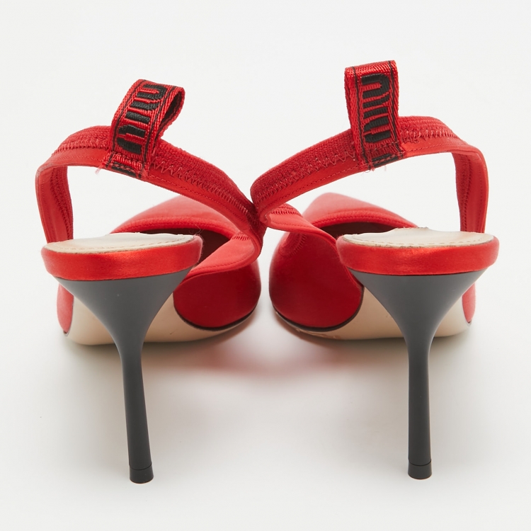 Pre Owned Miu Miu Red Satin Slingback Pumps Size 39.5