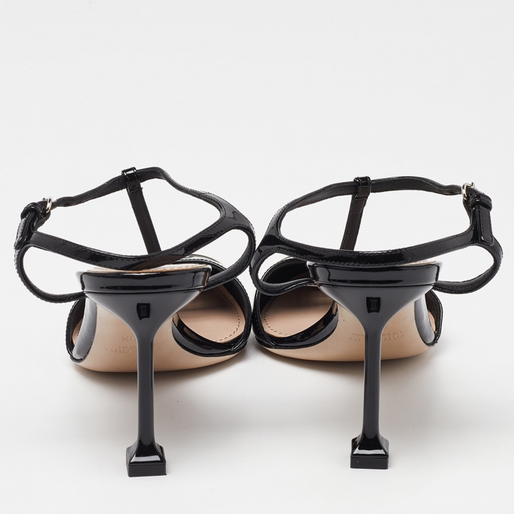 Pre Owned Miu Miu Black/White Patent Leather Ankle Strap Sandals Size 38.5