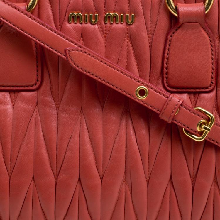 Pre Owned Miu Miu Red Matelasse Leather Shopper Tote