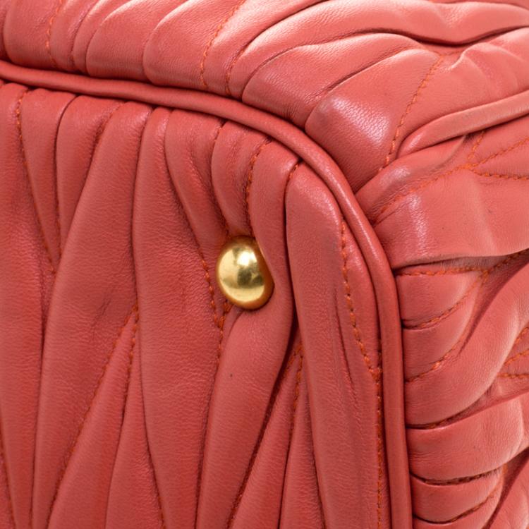 Pre Owned Miu Miu Red Matelasse Leather Shopper Tote