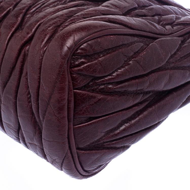 Pre Owned Miu Miu Burgundy Matelasse Vitello Lux Leather Shoulder Bag