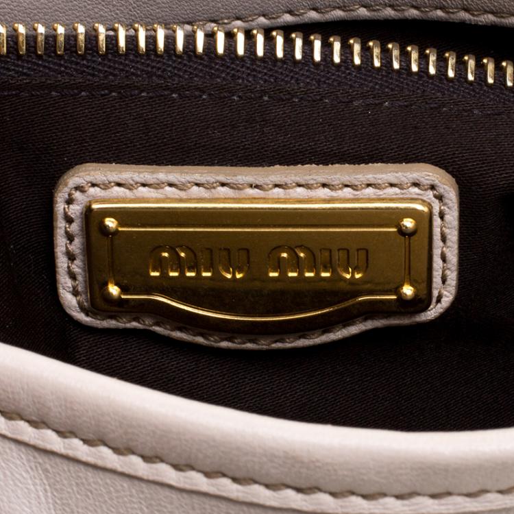 Pre Owned Miu Miu Beige Matelasse Lux Leather Coffer Hobo