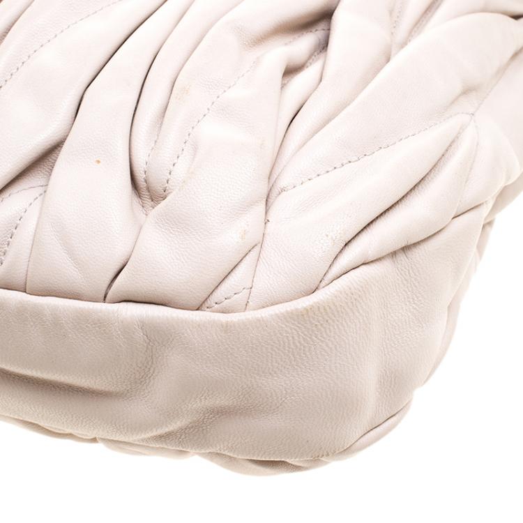 Pre Owned Miu Miu Beige Matelasse Lux Leather Coffer Hobo