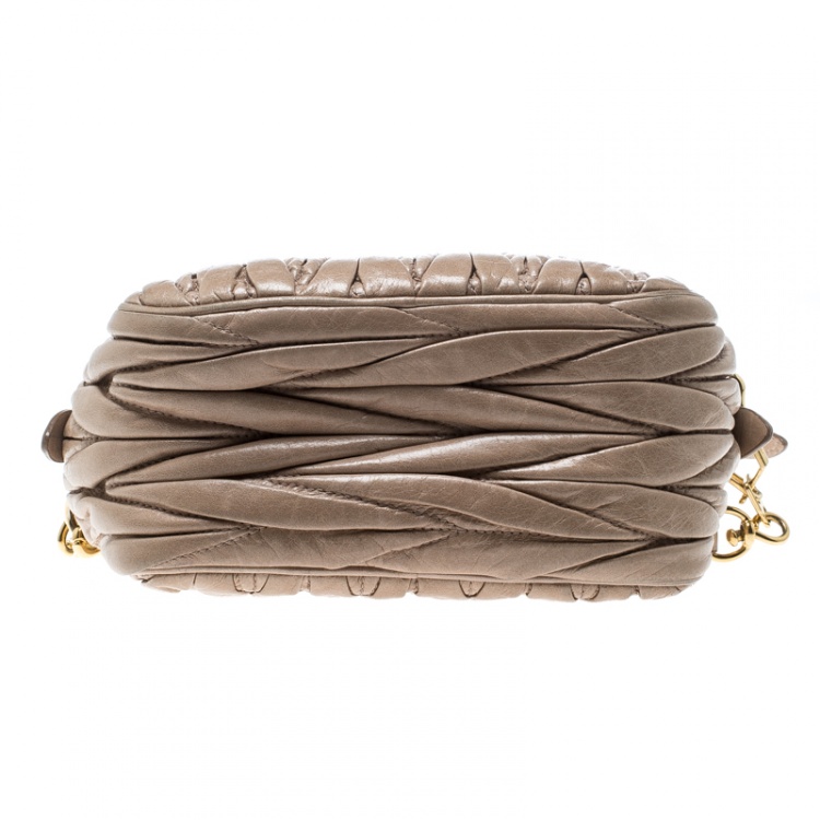 Pre Owned Miu Miu Beige Matelasse Nappa Leather Mini Zipper Shoulder Bag
