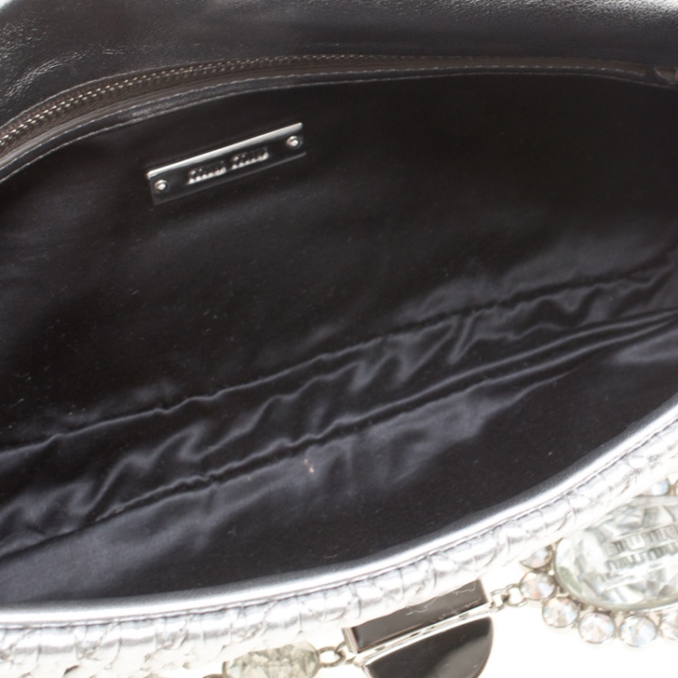 Pre Owned Miu Miu Silver Matelassé Leather Shoulder Bag