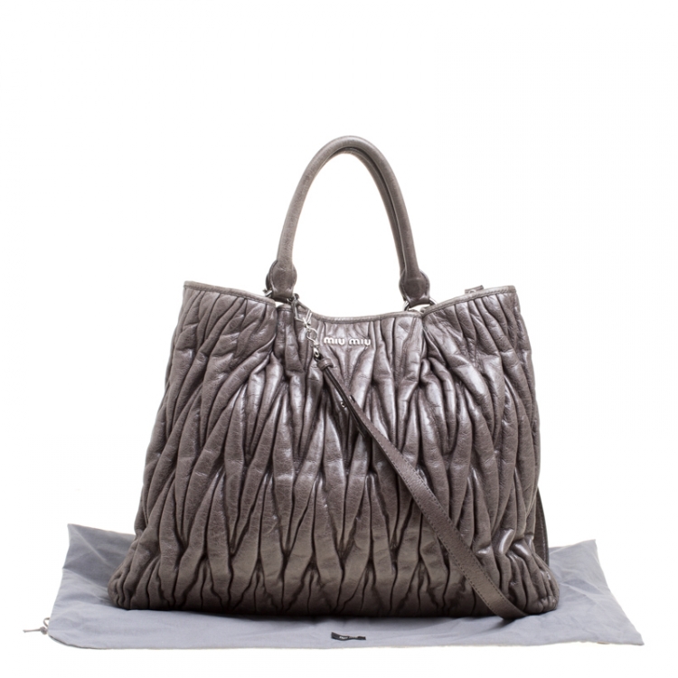 Pre Owned Miu Miu Dark Grey Glazed Matelasse Leather Tote