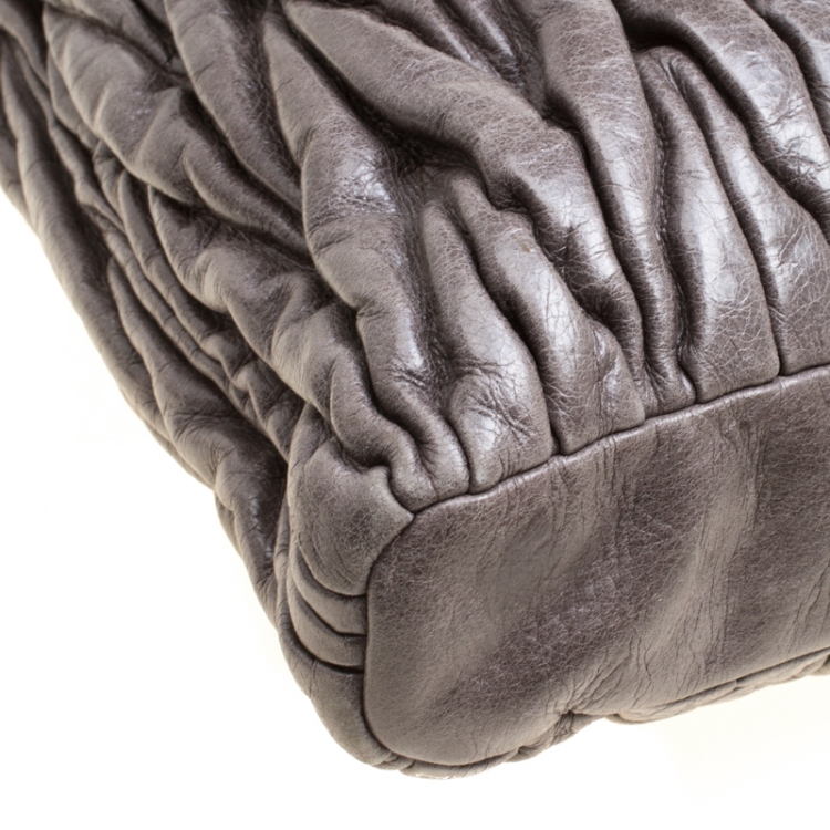 Pre Owned Miu Miu Dark Grey Glazed Matelasse Leather Tote