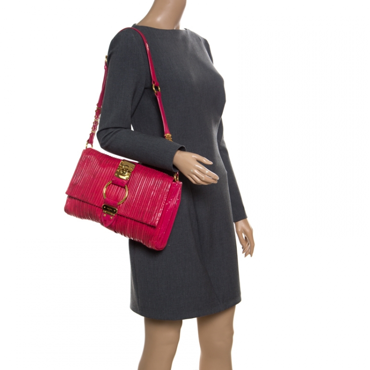 Pre Owned Miu Miu Fuchsia Pleated Patent Leather Shoulder Bag