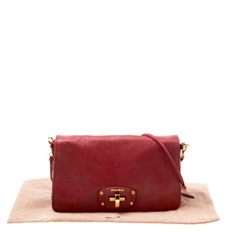 Pre Owned Miu Miu Red Leather Turnlock Crossbody Bag
