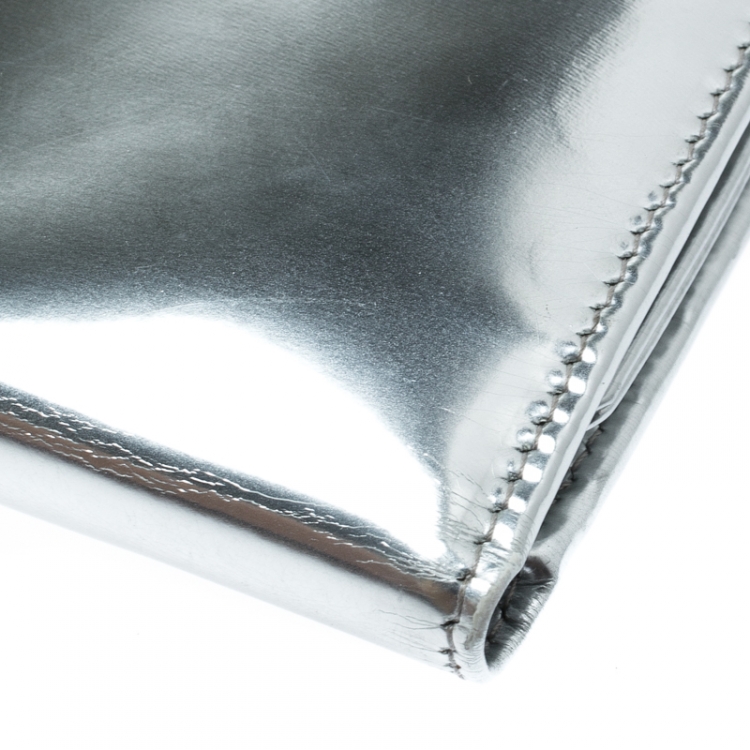 Pre Owned Miu Miu Silver Leather Key Lock Continental Wallet