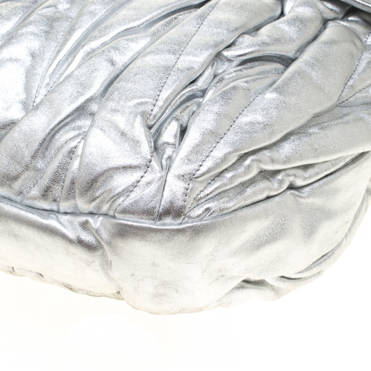 Pre Owned Miu Miu Silver Matelasse Leather Coffer Hobo
