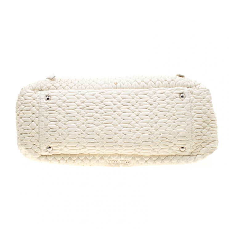 Pre Owned Miu Miu White Matelasse Leather Turn Lock Tote